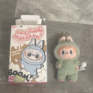 The Monsters macaron in Green Grape